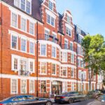 Sloane Court West 34