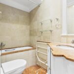 En-suite Bathroom Princes Court, Brampton Road, Chelsea, London, SW3 1ET