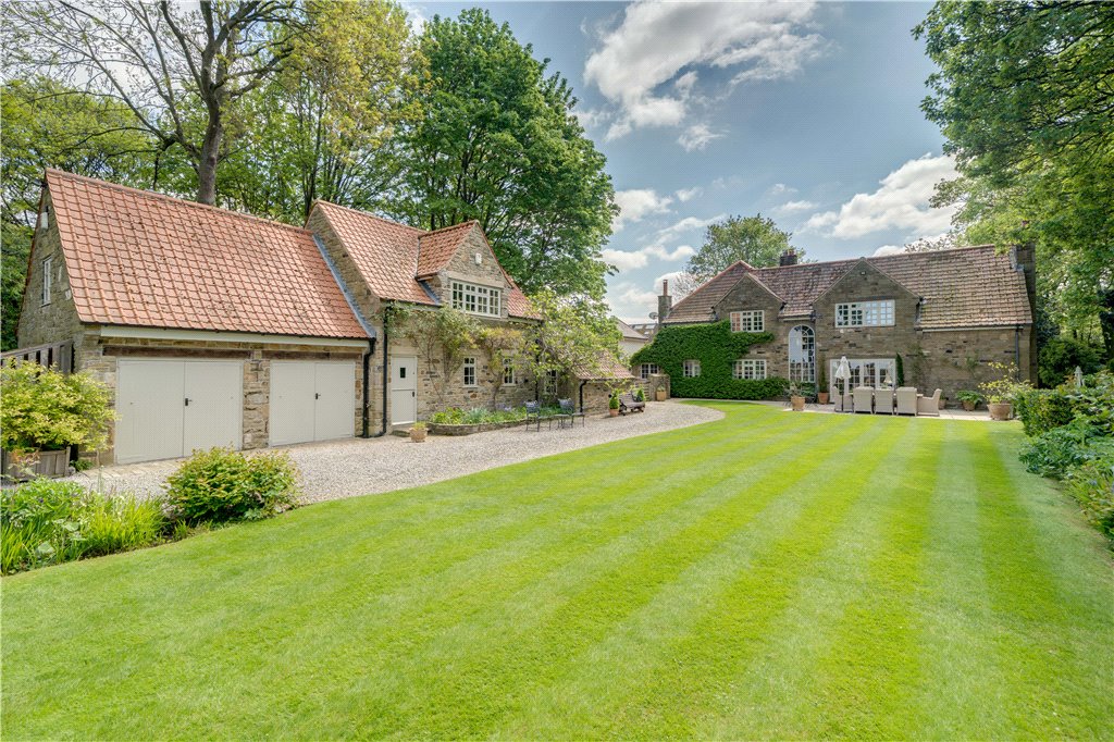 country house for sale